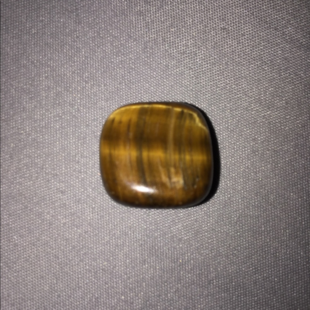 Tigers Eye stones
